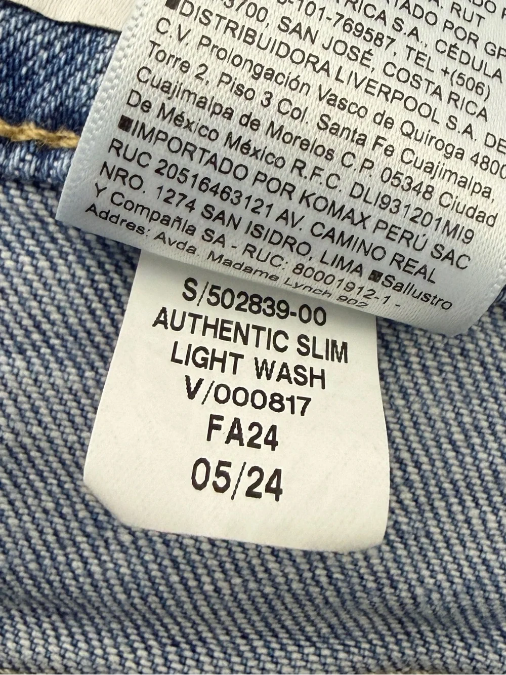 BANANA REPUBLIC / authentic slim light wash jeans / 34x34